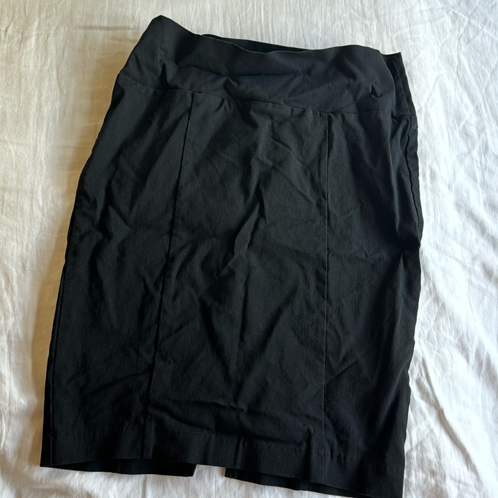 GUESS PENCIL SKIRT